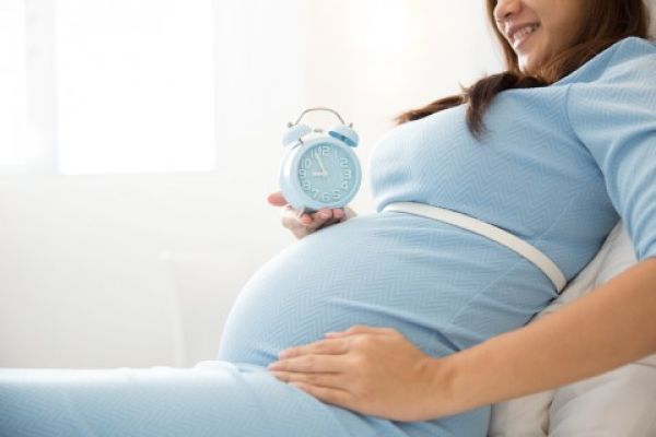 بهترین روش وزن‌گیری جنین (در ماه هشتم بارداری چه بخوریم تا جنین وزن بگیرد؟)