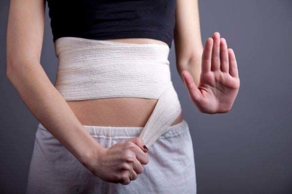 چه وقت بعد از سزارین از شکم بند استفاده کنیم؟