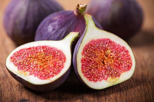 از چه سنی میتوان به کودک انجیر داد