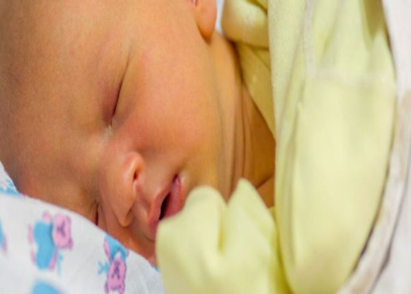 زردی نوزاد تا چند درجه خطر دارد