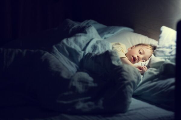 خواب سبک نوزاد