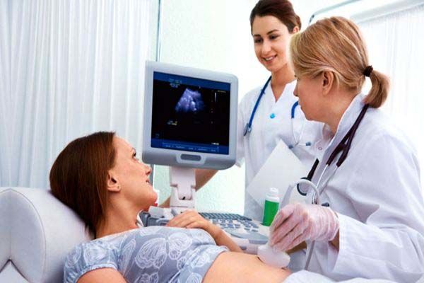  غربالگری اول بارداری چه فاکتورهایی را اندازه‌گیری می کند؟