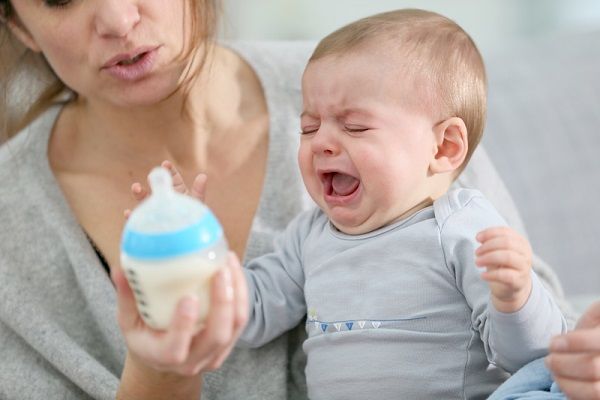 دفعات شیر خوردن نوزاد