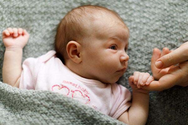 چه عواملی در قد و وزن نرمال نوزاد و کودک تاثیر منفی دارد؟