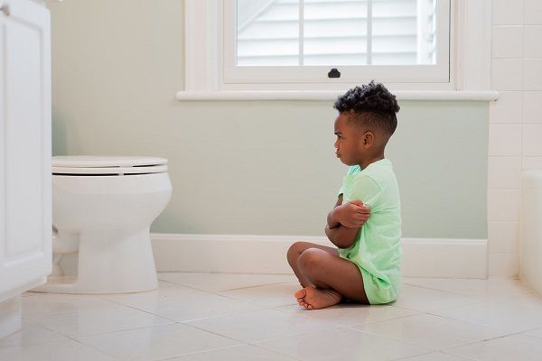 آیا فرزند شما آماده آموزش دستشویی رفتن است؟