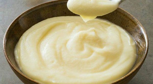 طرز تهیه حریره بادام با آرد گندم