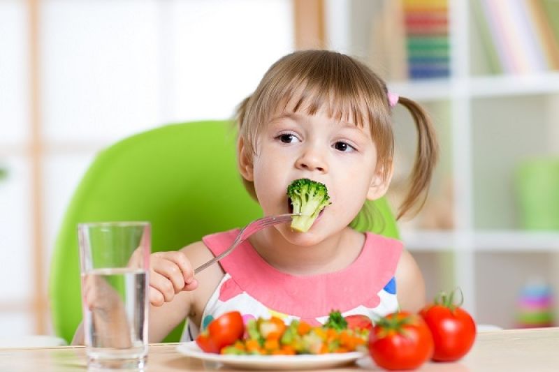 بهترین رنگ برای غذای کودک چیست؟