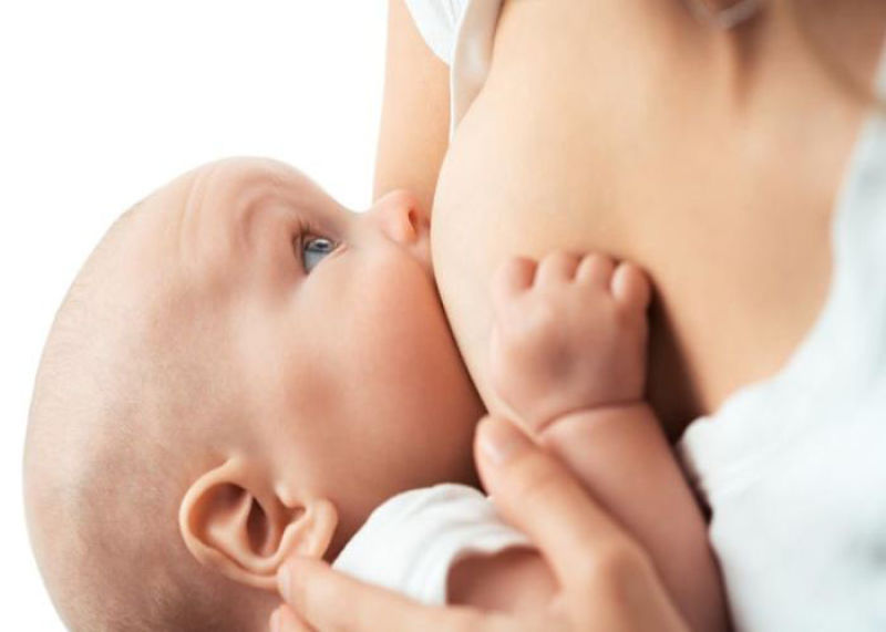 مدت زمان دادن شیر مادر به کودک