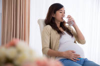 علائم پارگی کیسه آب در بارداری